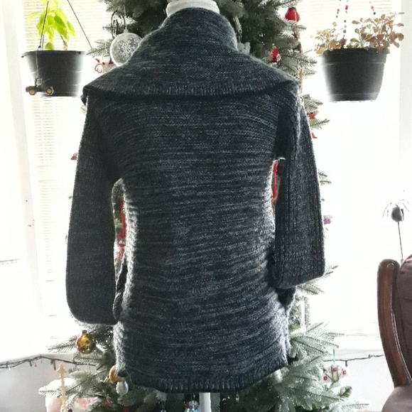 Simply Vera Vera Wang blue snap button sweater - Picture 5 of 8